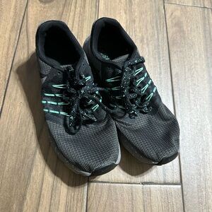 Nike Women's Black and Teal Running Shoes